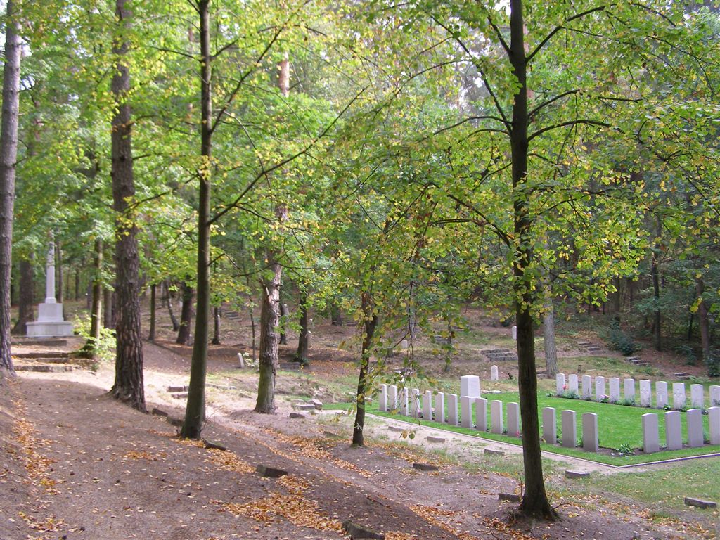 Lidzbark Warminski War Cemetery - 2